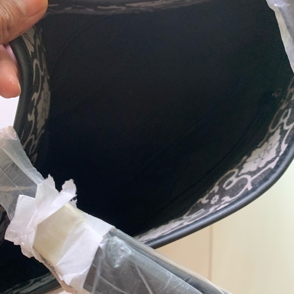 1 Petunia Pickle Bottom Tote Bag - Picture 6 of 7